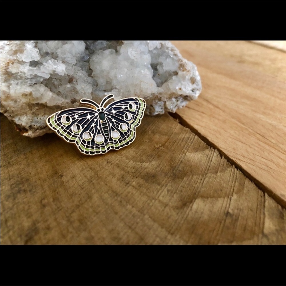 SOLD-MoonPhase Moth Brooch/Pin - Picture 4 of 7